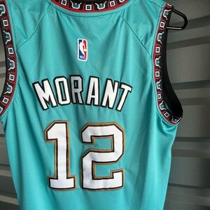 Men’s large Ja Morrant jersey